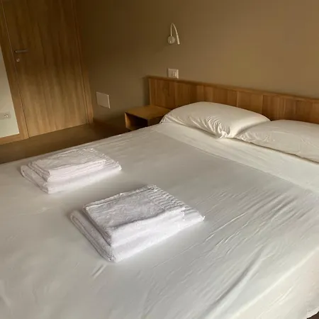 Ampio Bilocale Centro Apartament